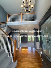 2236 SW Morris Dr in Lee's Summit, MO - Building Photo - Building Photo