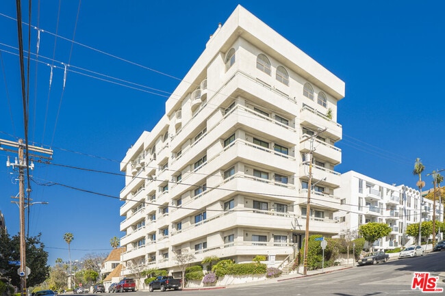property at 1601 N Fuller Ave