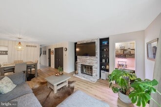 7 Foxtail Ct in Newark, DE - Foto de edificio - Building Photo