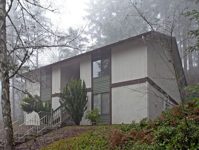 12327 118th Ave. Ct E in Puyallup, WA - Foto de edificio - Building Photo