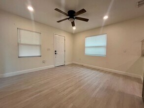 2722 14th Ave S in St. Petersburg, FL - Building Photo - Building Photo