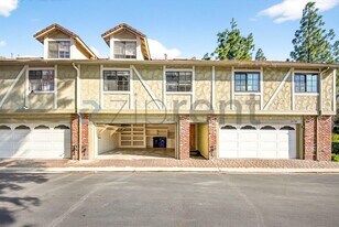 29723 Windsong Ln in Agoura Hills, CA - Building Photo