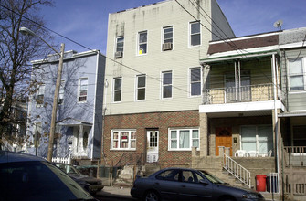 516 12th St in Union City, NJ - Foto de edificio - Building Photo