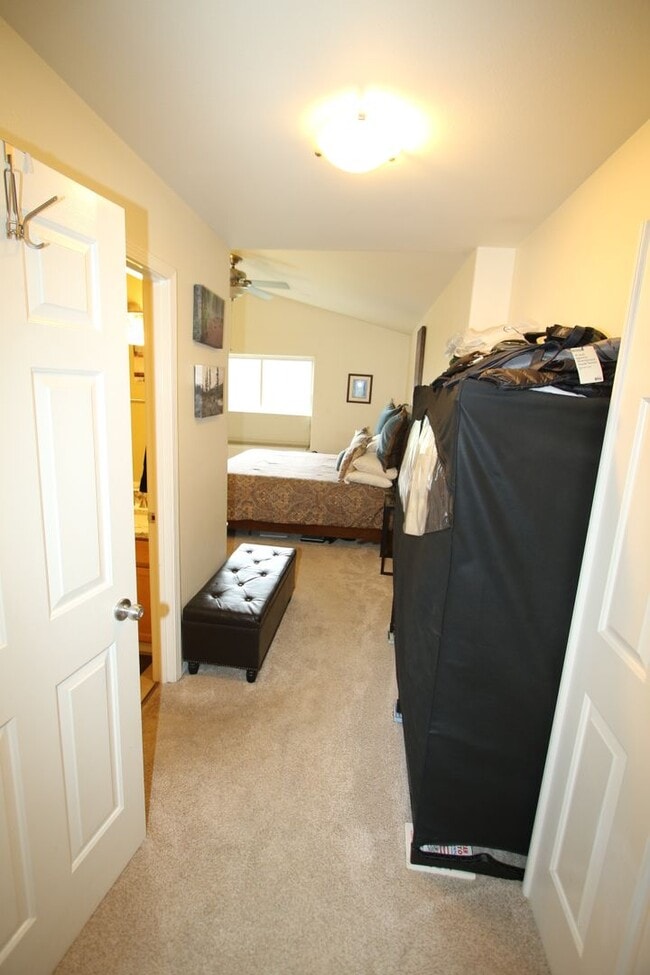 20333 Riverside Dr in Eagle River, AK - Building Photo - Building Photo