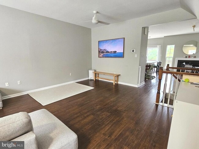 14222 Hunters Run Way in Gainesville, VA - Building Photo - Building Photo
