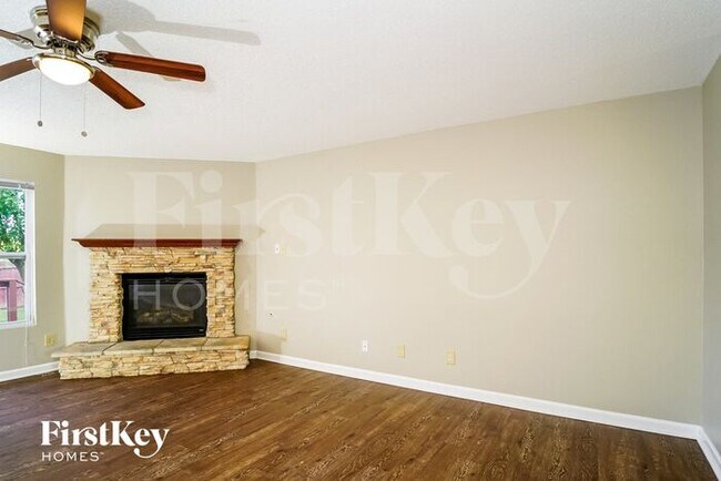 2158 Bridlewood Dr in Franklin, IN - Building Photo - Building Photo