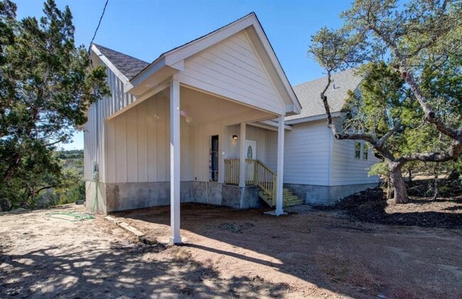 17707 Westlake Dr in Dripping Springs, TX - Foto de edificio - Building Photo