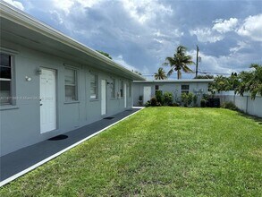 4210 SW 25th St in West Park, FL - Building Photo - Building Photo