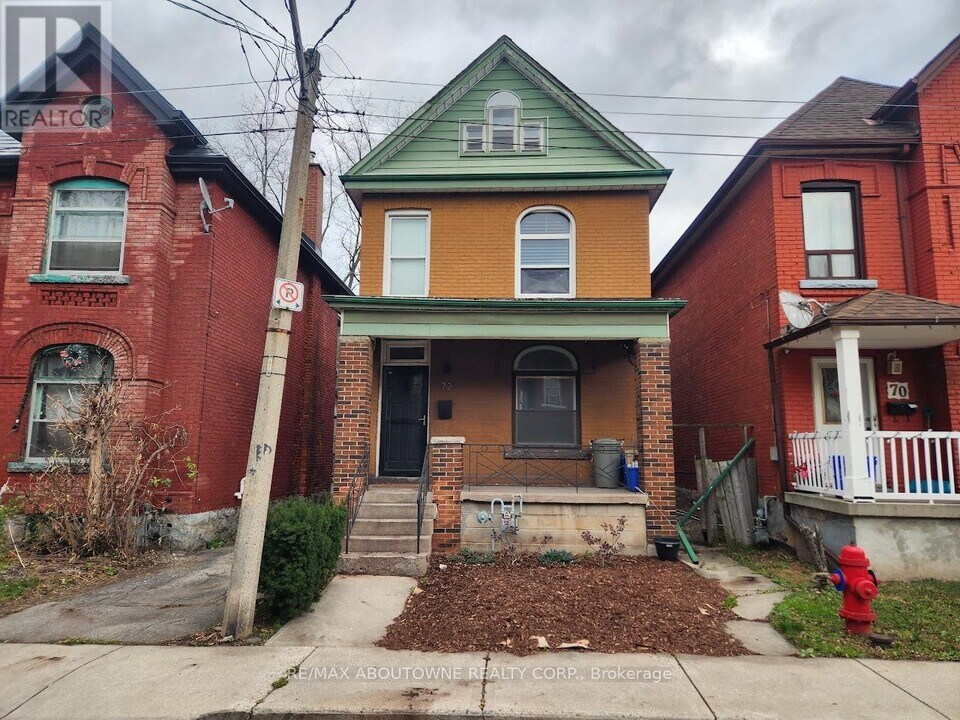 72 William St in Hamilton, ON - Building Photo