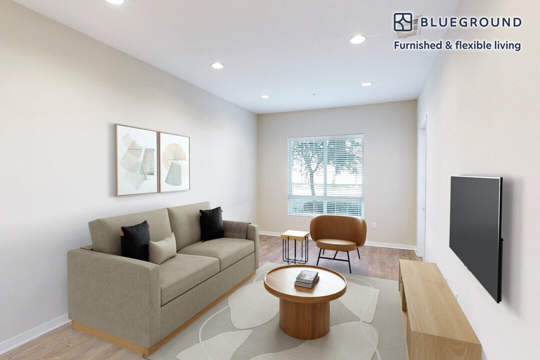 2777 Alton Pkwy in Irvine, CA - Building Photo