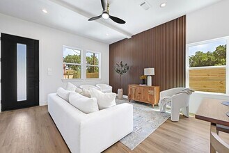 6726 Dumble St in Houston, TX - Building Photo - Building Photo