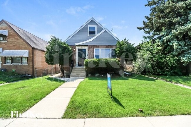 404 46th Ave in Bellwood, IL - Building Photo - Building Photo
