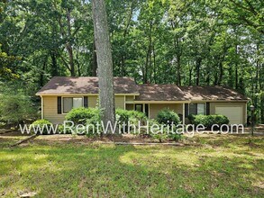9767 Greenside Way in Douglasville, GA - Building Photo - Building Photo