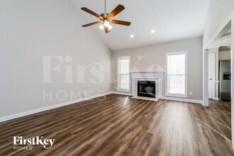 4104 Mangrove Dr in Raleigh, NC - Foto de edificio - Building Photo