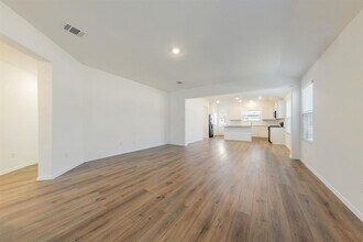 602 Waterway Ave in Hutto, TX - Building Photo - Building Photo