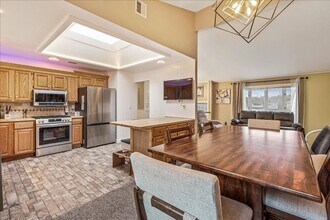 1225 14th St in West Babylon, NY - Foto de edificio - Building Photo