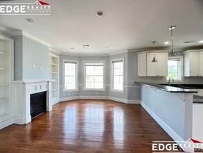 4 Langley Rd in Boston, MA - Building Photo - Building Photo