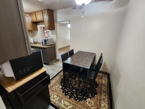270 C St in Patterson, CA - Building Photo - Building Photo