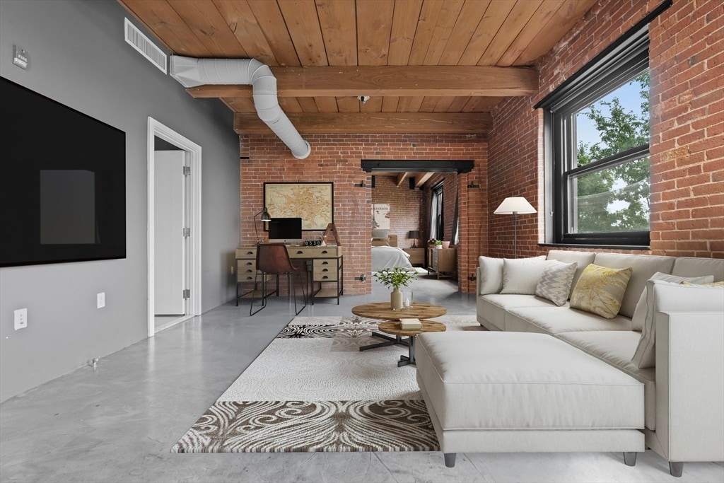 90 Wareham St in Boston, MA - Building Photo