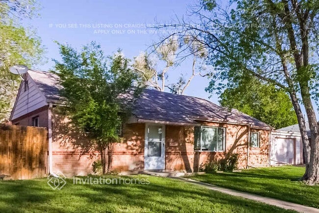 9301 Lillian Ln in Thornton, CO - Building Photo - Building Photo