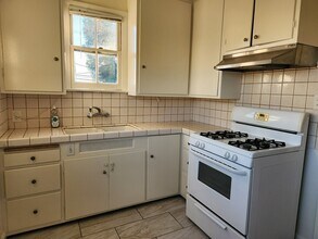 1619 Manning Ave, Unit 1619 in Los Angeles, CA - Building Photo - Building Photo