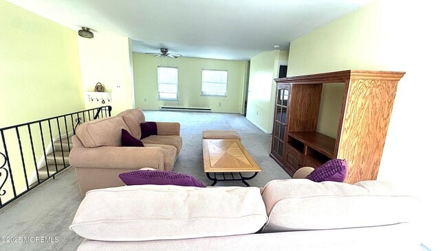 90 White St in Eatontown, NJ - Building Photo - Building Photo