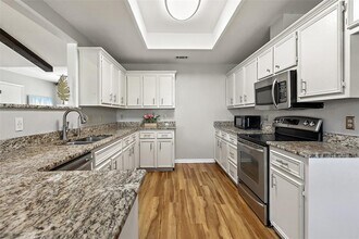 124 Poplar Dr in Buda, TX - Building Photo - Building Photo