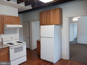 58 Darby Rd in Paoli, PA - Building Photo - Building Photo