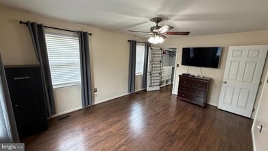 75 Karen Ln in Shenandoah Junction, WV - Building Photo - Building Photo