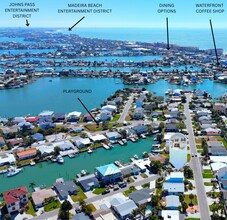 17729 1st St E in Redington Shores, FL - Building Photo - Building Photo