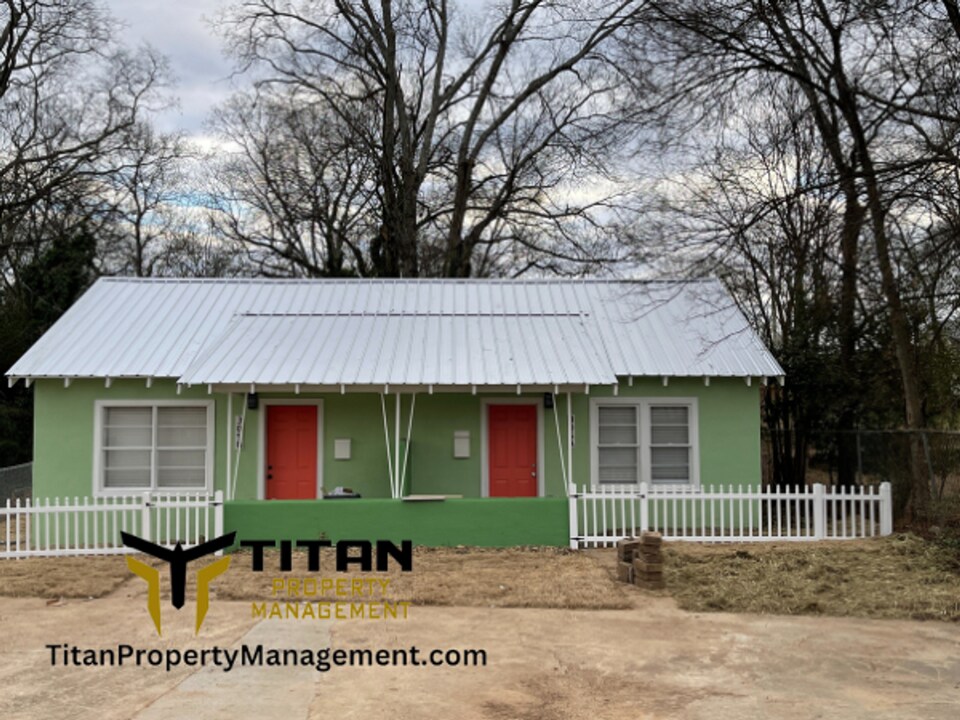 305 E Narroway St in Benton, AR - Building Photo