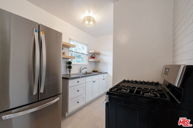 property at 823 Highland Ave