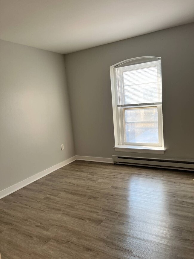 13 N College St in Schenectady, NY - Building Photo - Building Photo