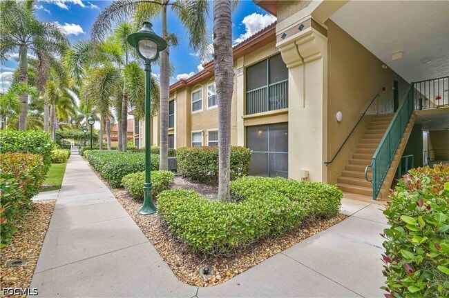 property at 8920 Colonnades Ct E
