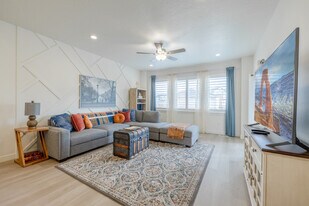 408 S 680 E in American Fork, UT - Building Photo