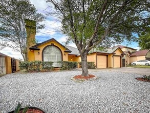 430 Northstar Dr in Laredo, TX - Building Photo - Building Photo