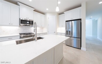4596 Centaurus Cir in Naples, FL - Building Photo - Building Photo