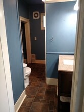 1024 Main St, Unit 1024.5 in Eau Claire, WI - Foto de edificio - Building Photo