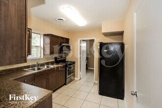 351 SW 31st Ave in Fort Lauderdale, FL - Foto de edificio - Building Photo