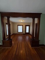 1350 Davis Ave NW in Grand Rapids, MI - Building Photo