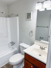 717 Guy Ave in Norfolk, VA - Foto de edificio - Building Photo