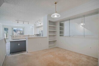 1642 Egret Way in Louisville, CO - Building Photo - Building Photo