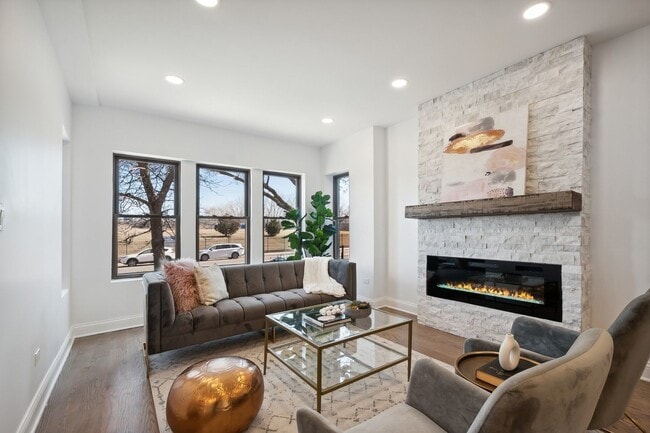 5426 N Western Ave in Chicago, IL - Building Photo - Building Photo