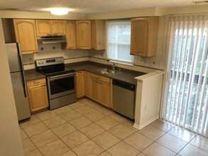 1337 David Ln in Frederick, MD - Building Photo - Building Photo