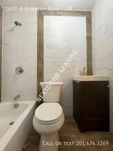 1607 John F. Kennedy Blvd in Jersey City, NJ - Building Photo - Building Photo