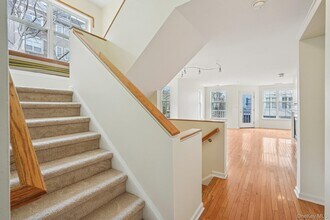 2 Leeward Dr in Haverstraw, NY - Building Photo - Building Photo