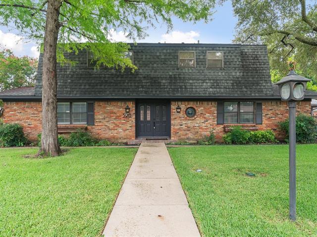 property at 5913 Meredith Ln