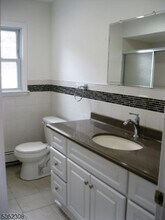 3 Sunset Dr in Woodland Park, NJ - Building Photo - Building Photo