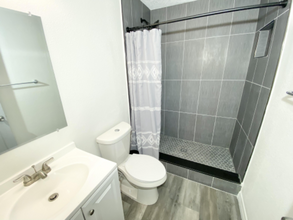 1 Vargas St in Orlando, FL - Building Photo - Building Photo