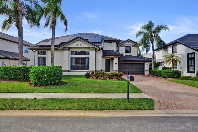 property at 740 Cypress Pointe Dr E